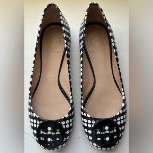 Tory Burch black and white flats